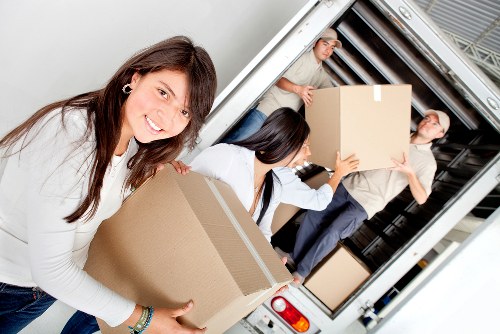 Secure transportation of household items by Poplar movers