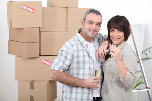 Efficient packing by Poplar Removals experts