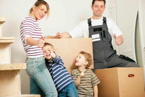 Secure packing of belongings in a moving truck